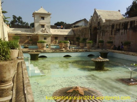 gambar pemandian Taman Sari Yogyakarta
