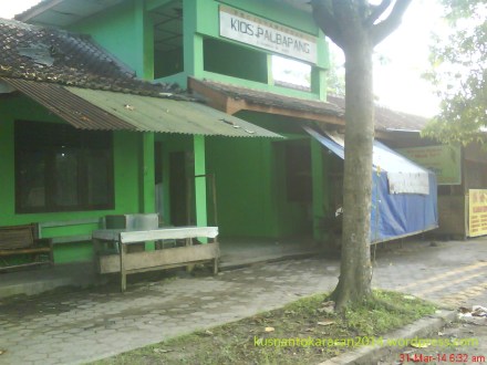 Kios Palbapang di sisi Utara jalan Panembahan Senopati