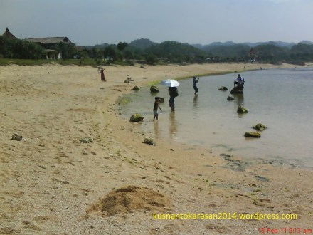 Pantai Krakal Gunung Kidul, di lihat dari Barat Daya.