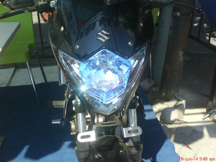 Reflector Headlamp F 150 Black Fire di lapisi warna Biru.