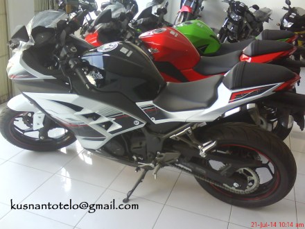 Ninja 250 warna putih
