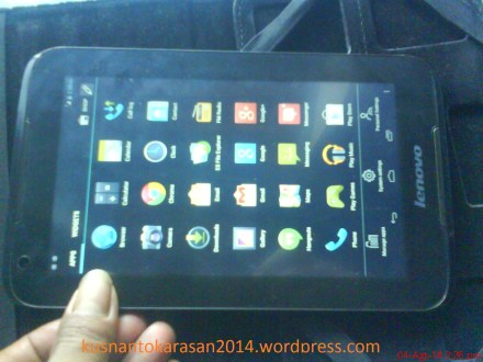 Tampilan nyata tablet Lenovo Ideatab A1000