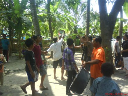 hiruk-pikuk suasana penyembelihan