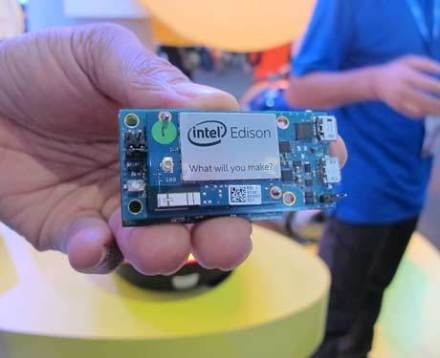 konektor antara helm dan motor 