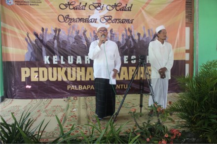 Saat pembacaan Ikrar Syawalan oleh Bapak H Juwadi.