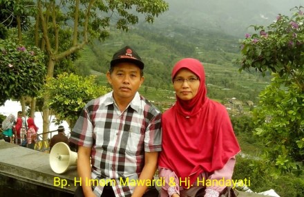 Bpk. H. Imam Mawardi beserta istri Ibu Hj. Handayati (bidan Handayati)