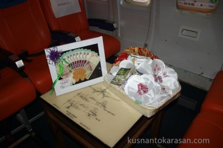 Mahar/ mas kawin seperangkat alat sholat & uang Rp 21.000,-