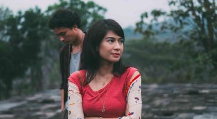 Cuplikan adegan fi AADC 2 sumber : www.sinopsisfilm21.com