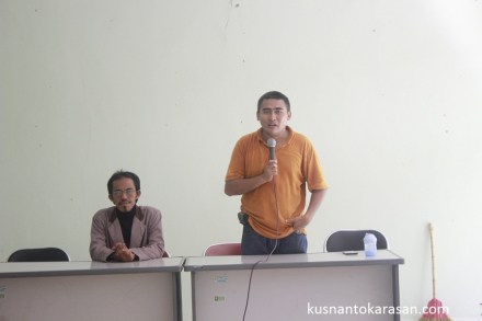 Pak Ryan selaku ketua Fortais memberikan arahan kepada peserta Golek Garwo