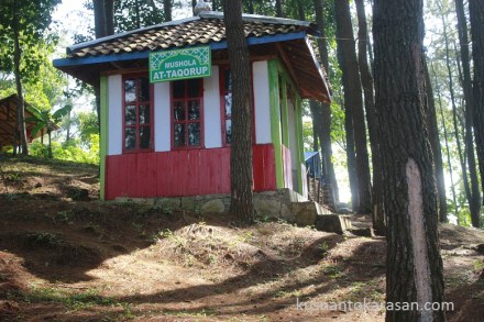 Mushola di Puncak Becici