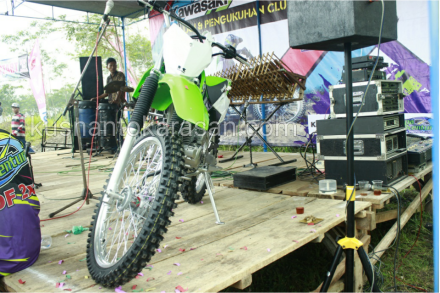 New KLX tampak depan