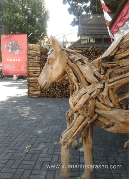 Salah satu sudut pameran seni Kriya Undagi