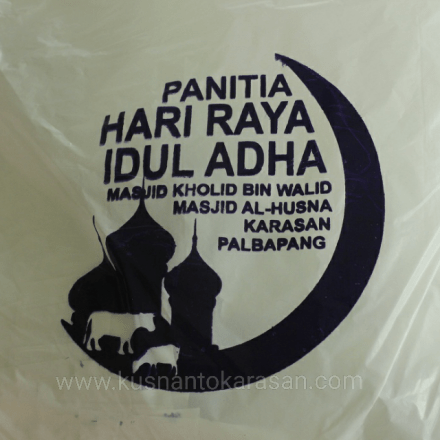 Kantong plastik pun di sablon 
