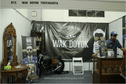 Booth 'style' minyak rambut 