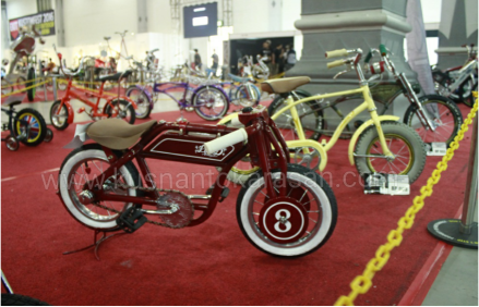 Si 'pencuri' perhatian pengunjung