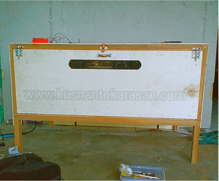 Inilah mesin penetas telur karya bapak Tumijo.