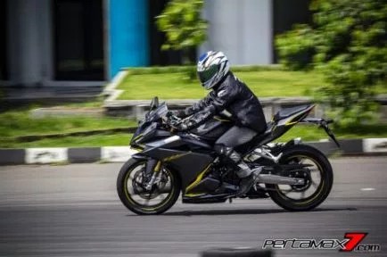 fun-race-honda-cbr250rr-jogja_-69-460x307.jpg