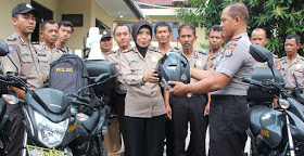 Saat penyerahan 50 unit sepedamotor untuk Bhabinkamtibmas Bantul 