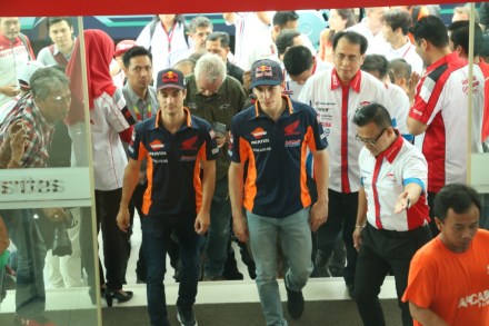 Kunjungan ke Astra Motor Center Jakarta merupakan kunjungan pertama Marc dan Dani ke dealer motor Honda di Indonesia
